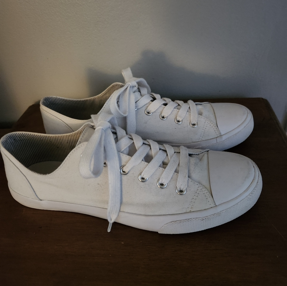 MOSSIMO SUPPLY CO. White Textile Tennis Shoes Womens Size 11